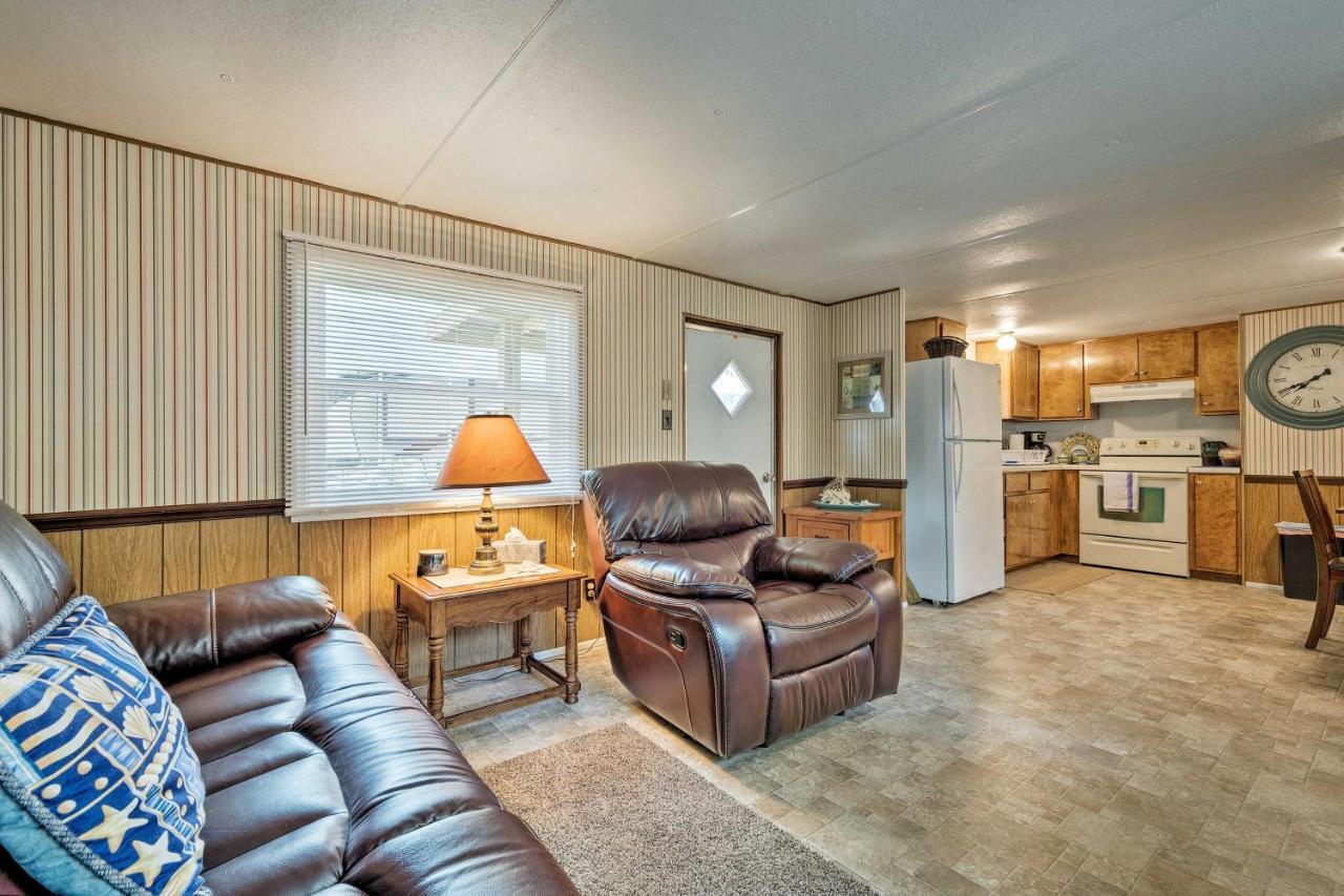 Cabin With Fire Pit, Walk To Steinhatchee River! Экстерьер фото