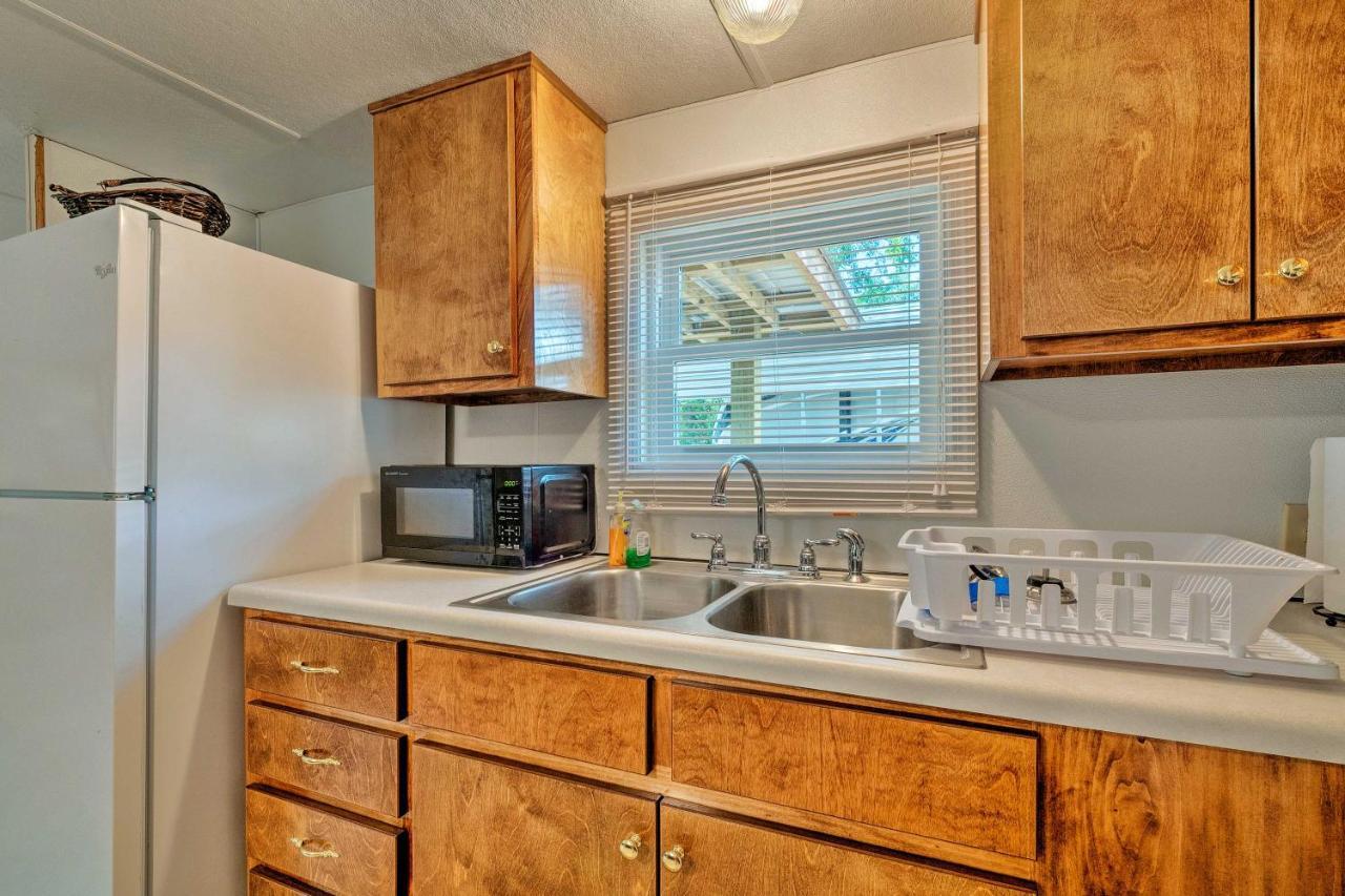Cabin With Fire Pit, Walk To Steinhatchee River! Экстерьер фото